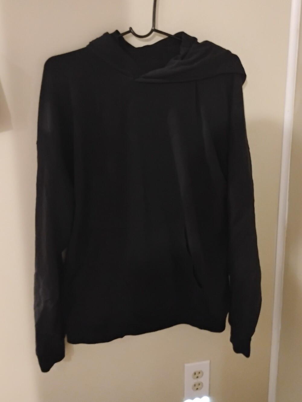 Alo Yoga Mens Double Take Solid Black Hoodie Pullover Sweatshirt
